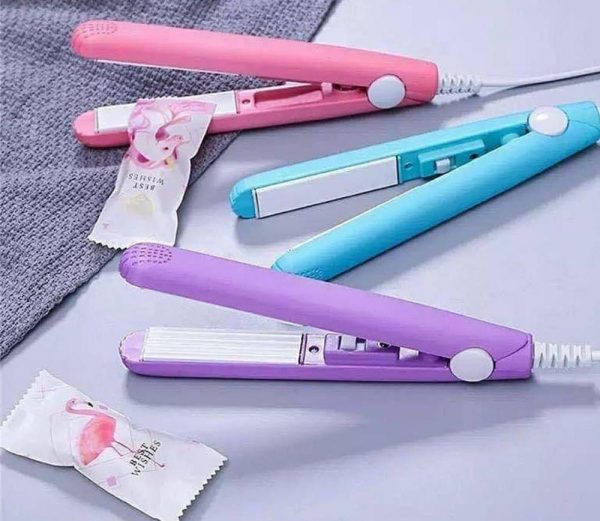 Mini Portable Hair Straightner / Air Smooth, Silky, Frizz-free And Healthy. (with Packing Box) (random Color)